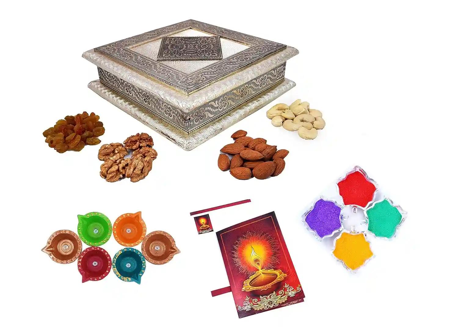 MANTOUSS Diwali Oxidised Dry Fruit Hamper/Pack/Combo-Cashew,Almond,Walnut and Raisin (100gms Each) 400gms + 2 Cute diyas, Rangoli Colours and Diwali Greeting